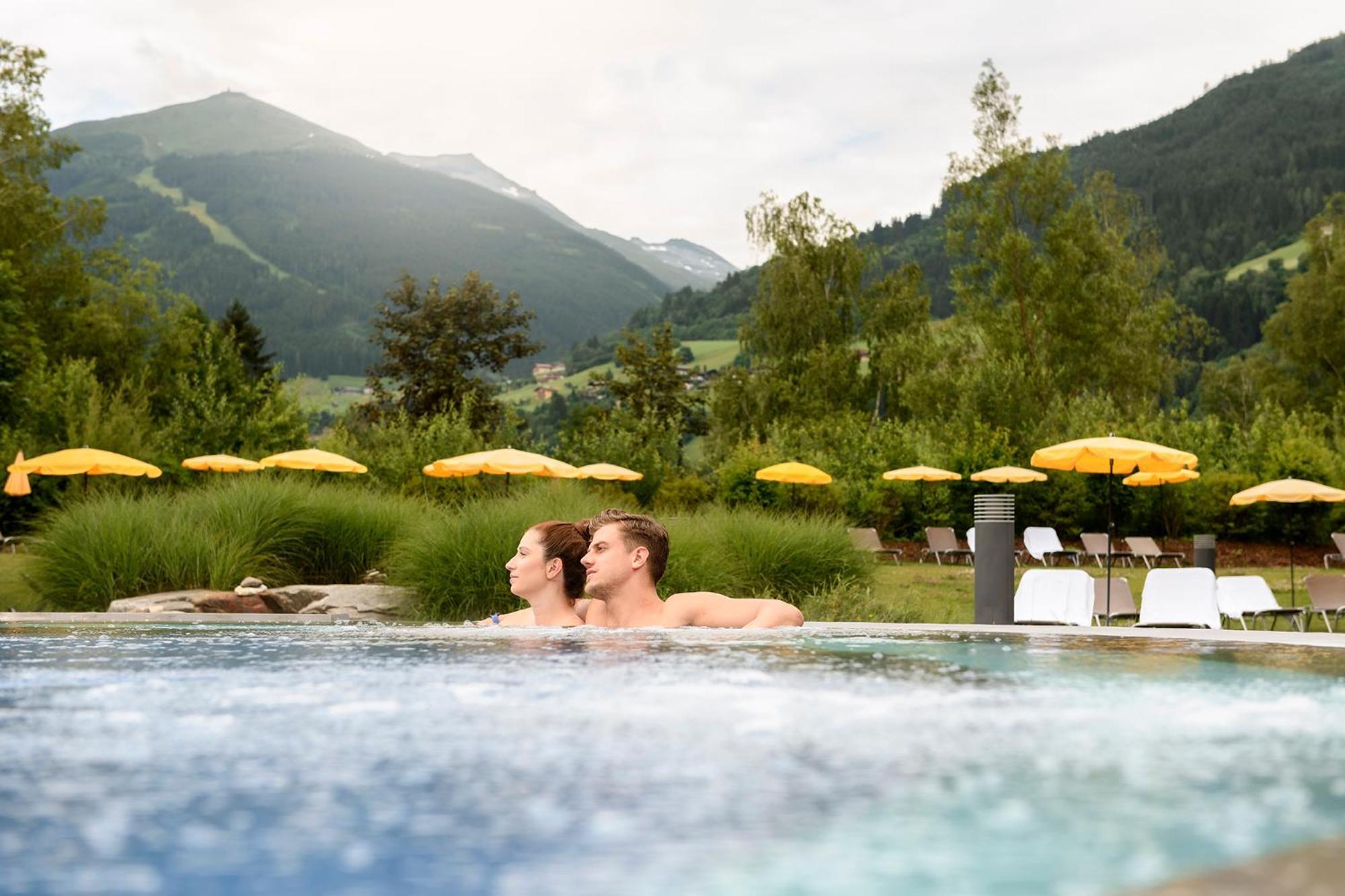 Aktiv- & Gesundheitsresort Das Gxund - Thermeneintritt Inklusive Bad Hofgastein Eksteriør bilde